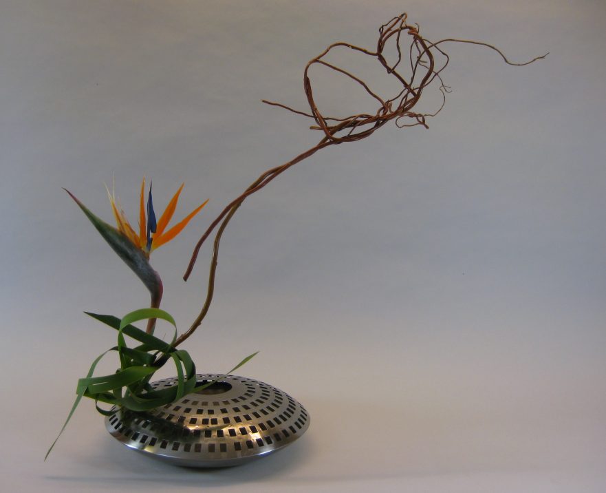 Ikebana, Sogetsu, freies Arrangement (von Angelika Mühlbauer)